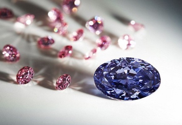 ‘Impossibly rare violet diamond’ discovered in Australia 